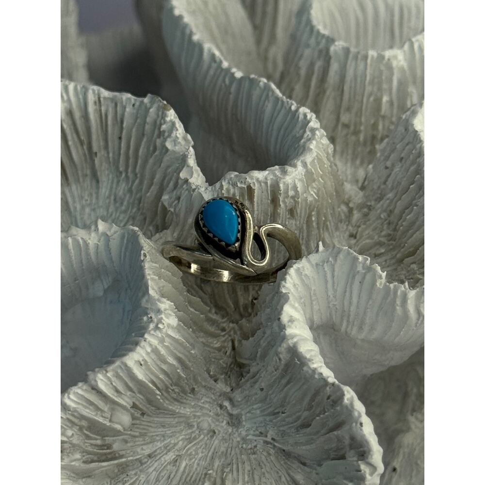 925 Sterling Silver Turquoise Ring Size 4 - Picture 2 of 6